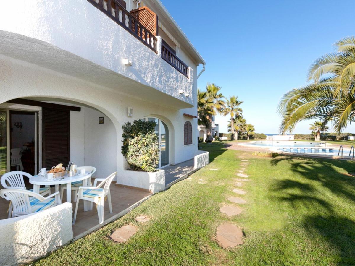 Apartment Nueva Playa Les Deveses Bagian luar foto