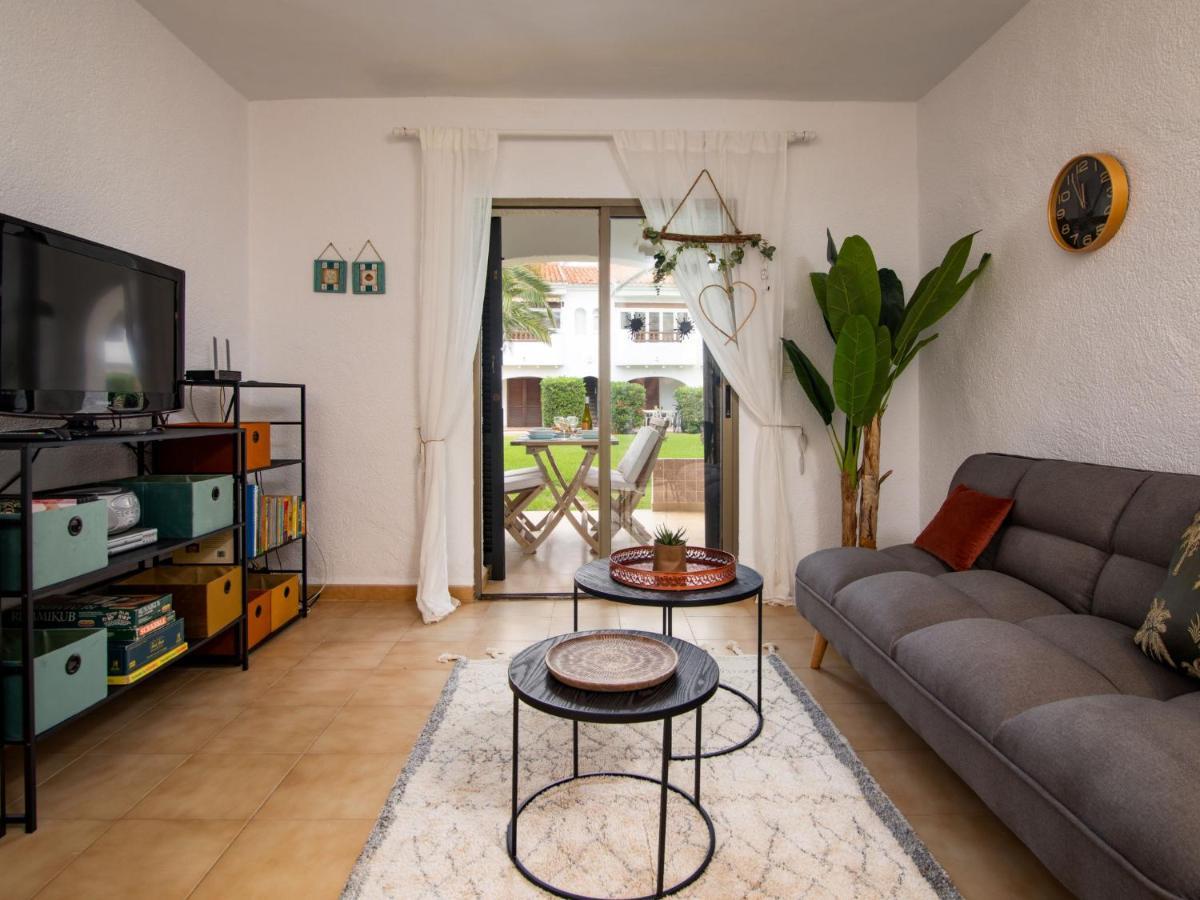 Apartment Nueva Playa Les Deveses Bagian luar foto